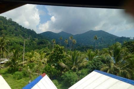 Beachfront Hut Upstairs Astra - Beach Shack Chalet Kampong Juara Luaran gambar